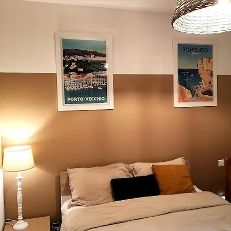 Location Casa Di Lesia A / Porto-vecchio *