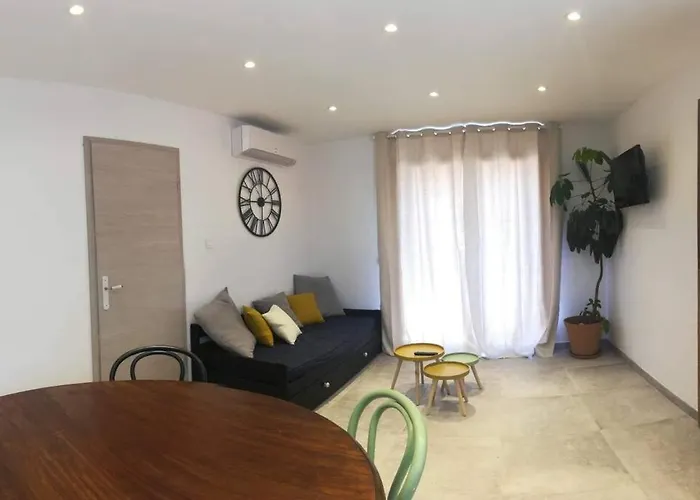 Location Casa Di Lesia A / Porto-vecchio *