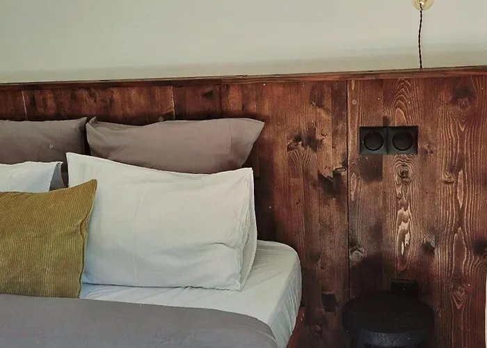 Location Casa Di Lesia A / Porto-vecchio * Sotta
